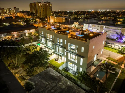 1002 N riverside Drive, Pompano Beach, FL MLS: A11787664