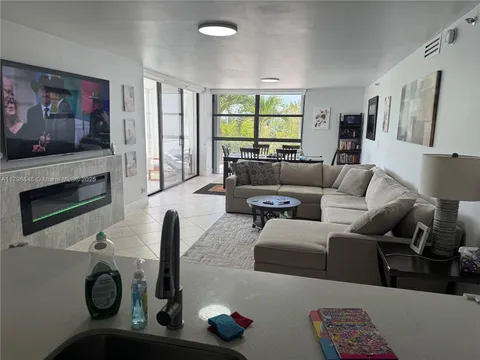 20355 NE 34th Ct Unit 428, Aventura, FL MLS: A11798846