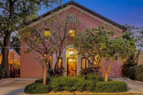 2760 Kirk St, Coconut Grove, FL 33133 - MLS#: A11791500