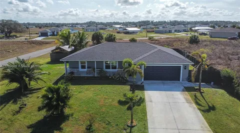 1220 Moore Run, La Belle, FL MLS: A11739008