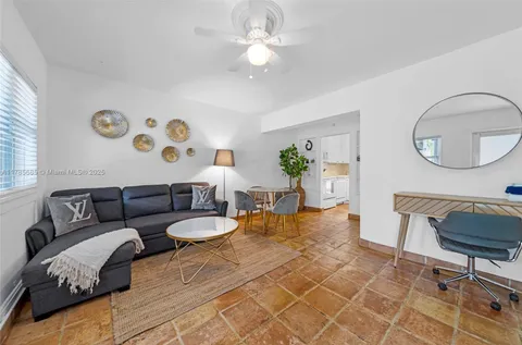 312 NE 16th Ter Unit B, Fort Lauderdale, FL MLS: A11785685
