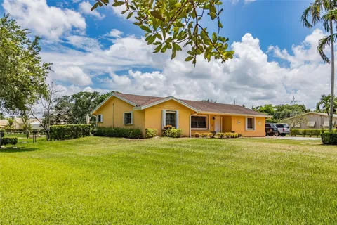 13450 SW 26th St, Davie, FL 33325 - MLS#: A11752193
