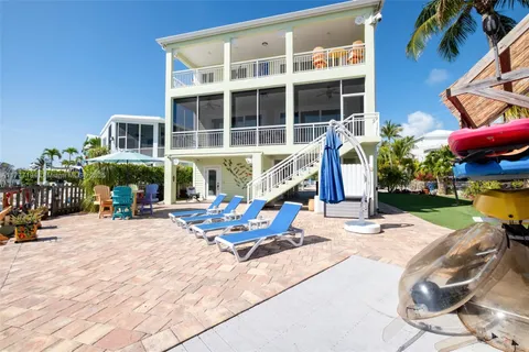 140 Fairwich Ct, Tavernier, FL MLS: A11777194