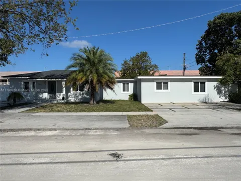 601 SE 9th Ave, Hialeah, FL MLS: A11790761