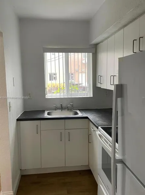 307 NW 84th St Unit 307, Miami, FL MLS: A11800944