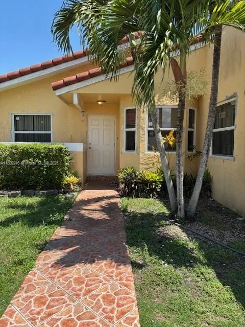 10813 SW 158th Ln, Miami, FL MLS: A11809246