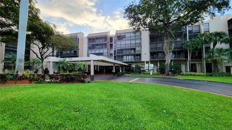 2808 N 46th Ave Unit E245, Hollywood, FL 33021 - MLS#: A11716872