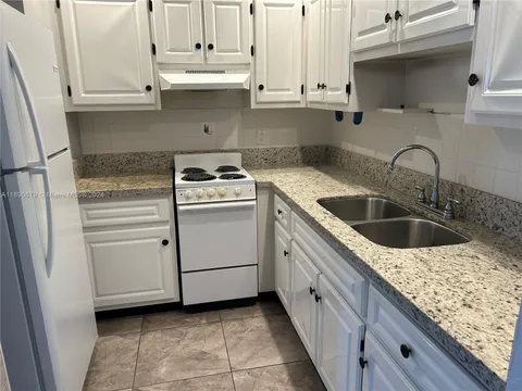 22 SE 3rd Ter Unit 31, Dania Beach, FL 33004 - MLS#: A11690679