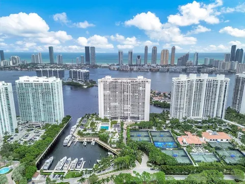 7000 Island Blvd Unit 2708, Aventura, FL MLS: A11786416