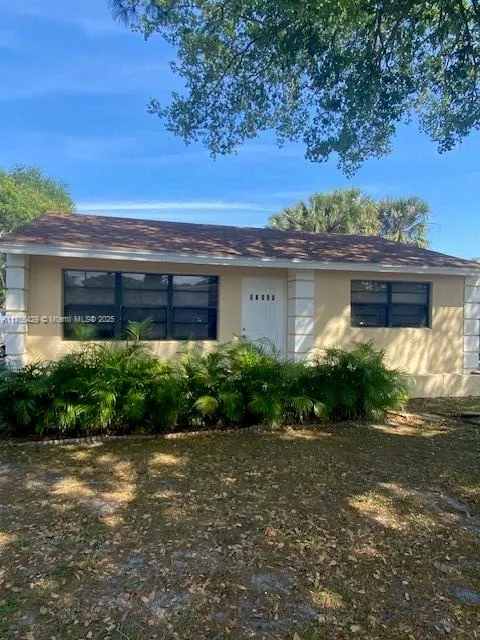17334 Roosevelt Rd, Jupiter, FL MLS: A11755429