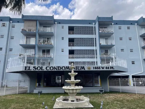 1655 W 44th Pl Unit 210, Hialeah, FL MLS: A11802316