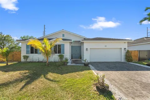 200 NE 18th Ter, Homestead, FL MLS: A11789895