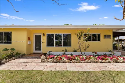 3040 SW 22nd Ct, Fort Lauderdale, FL MLS: A11785753