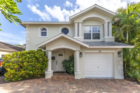 12 NE 26th St, Wilton Manors, FL 33305 - MLS#: A11624577