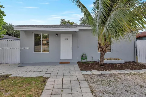 1512 NW 7th Ave, Fort Lauderdale, FL MLS: A11765249