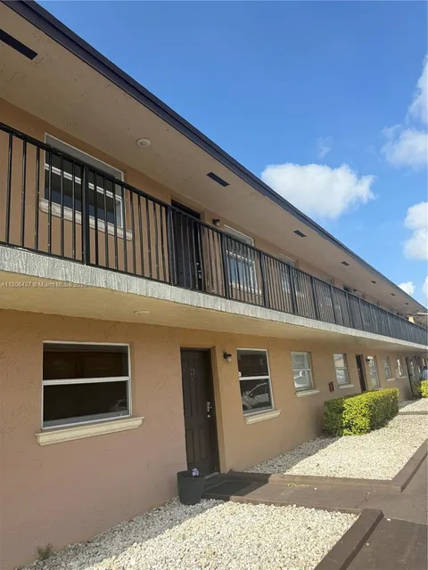5461 W 24th Ave Unit 58, Hialeah, FL MLS: A11806437