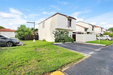10133 NW 5th Ter 3-6, Miami, FL 33172 - MLS#: A11434955