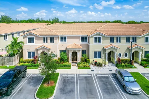 2431 SE 10th Ct, Homestead, FL 33035 - MLS#: A11758823