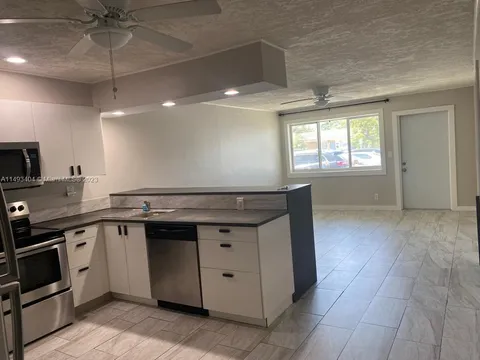 MLS: A11493404