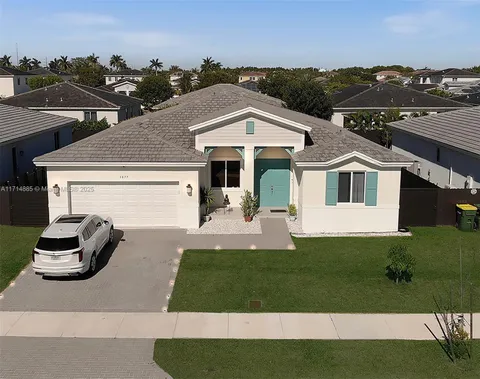 1877 NE 1st St, Homestead, FL 33033 - MLS#: A11714885