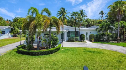 13715 SW 101st Ave, Miami, FL 33176 - MLS#: A11780388