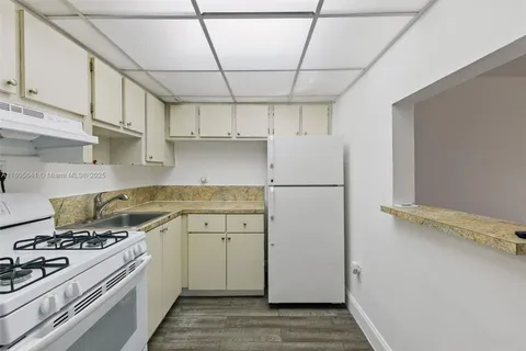 465 E 28th St Unit 16, Hialeah, FL MLS: A11805641