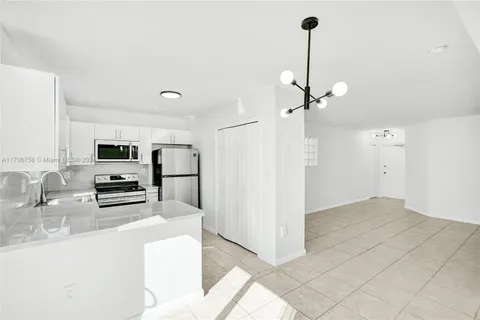 3398 NE 9th Dr Unit 104, Homestead, FL 33033 - MLS#: A11706758