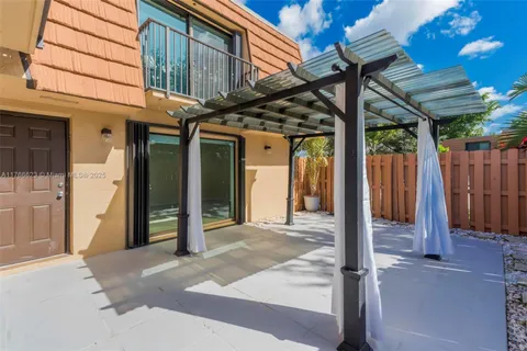 2551 Camelot Ct Unit 106, Cooper City, FL MLS: A11766623
