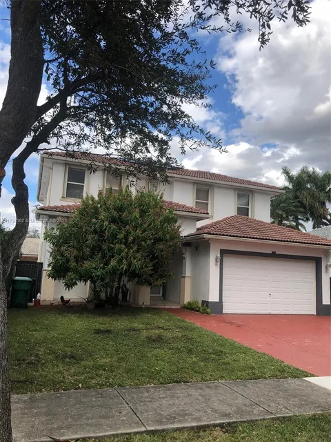 8767 NW 139th Ter, Miami Lakes, FL MLS: A11733162