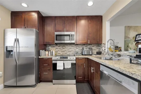 9539 Boca Cove Cir Unit 111, Boca Raton, FL 33428 - MLS#: A11759605