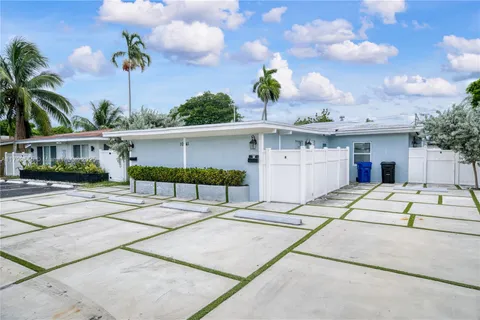 1041 NE 9th Ave Unit A1, Fort Lauderdale, FL MLS: A11799565