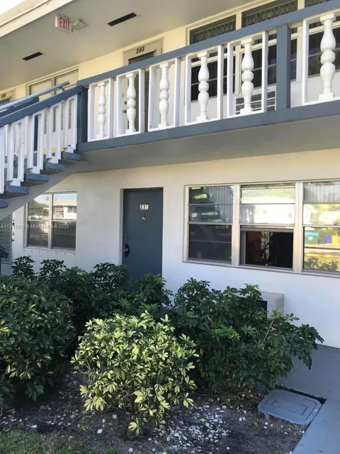 243 Sheffield J Unit 243, West Palm Beach, FL MLS: A11213013