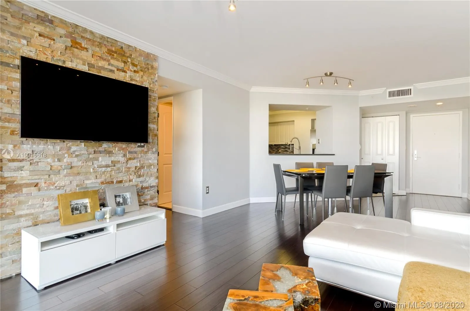 1900 Sunset Harbour Dr Unit 1011  