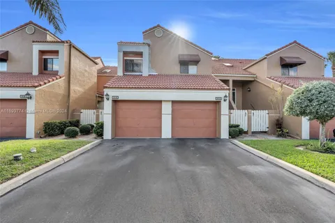 7150 Golden Eagle Ct Unit 213, Fort Myers, FL MLS: A11693774