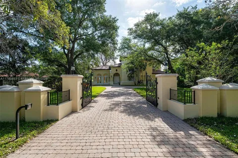 6075 SW 85th Ave, Miami, FL MLS: A11785893