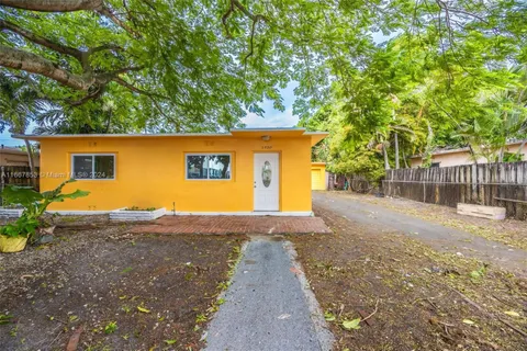 1520 E 10th Ave, Hialeah, FL 33010 - MLS#: A11667853