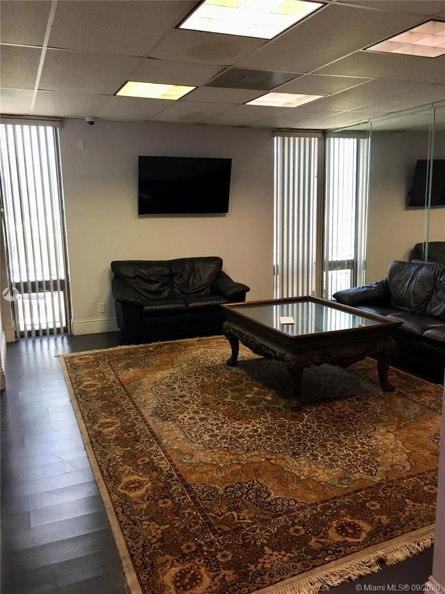 275 Commercial Blvd 205  