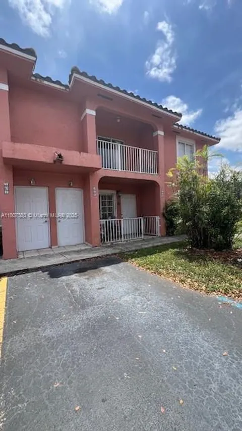 5810 W 18th Ln Unit 209, Hialeah, FL MLS: A11807383