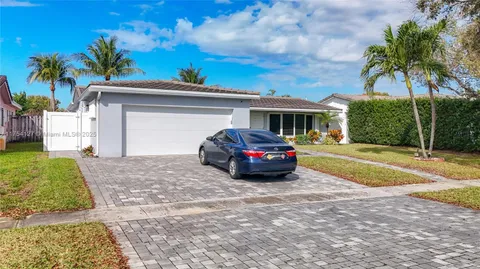 1810 N 52nd Ave, Hollywood, FL 33021 - MLS#: A11754127