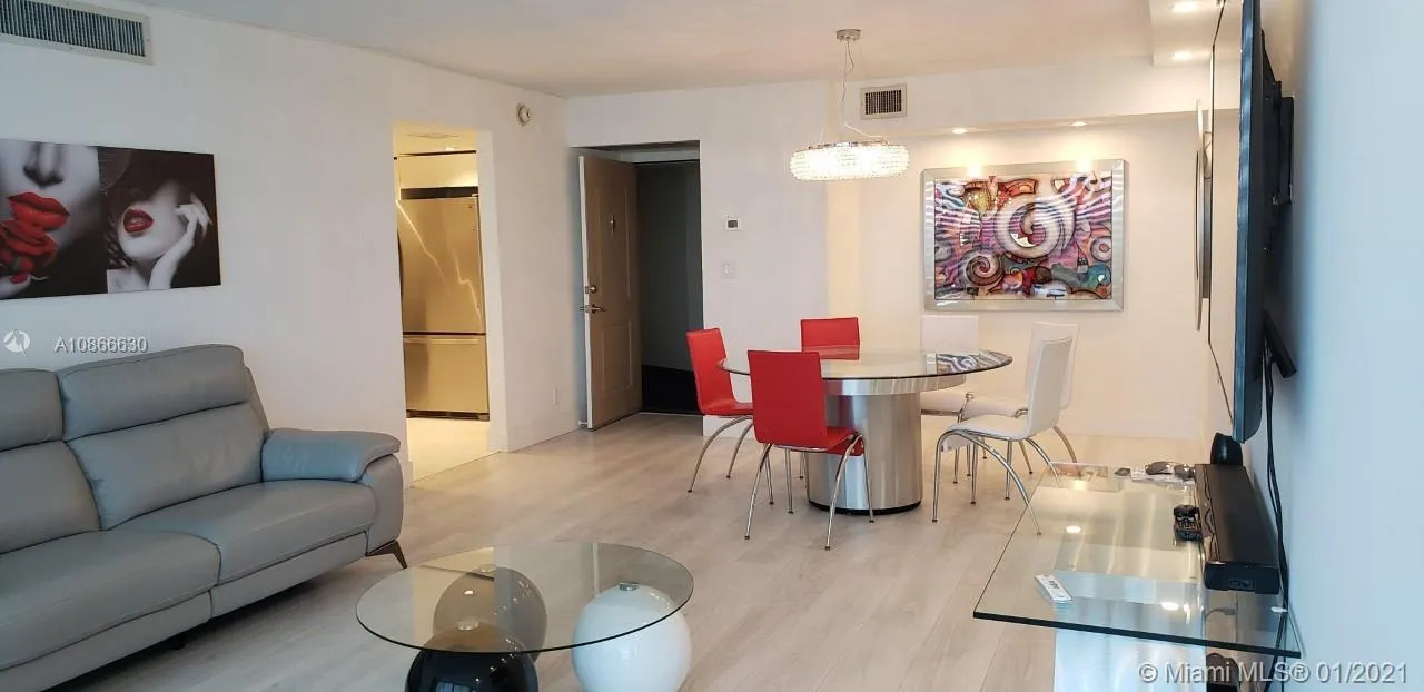 100 Bayview Dr Unit 721  