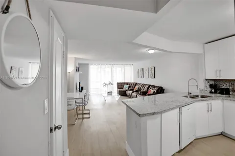 1770 NE 191st St Unit 716-1, Miami, FL MLS: A11598791