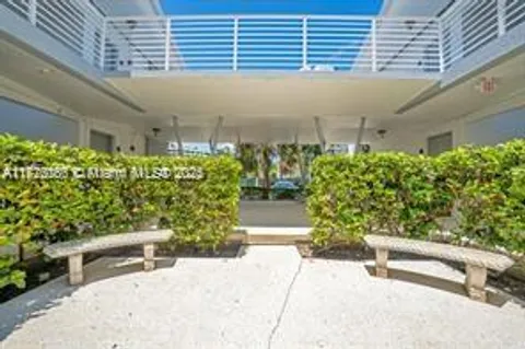 10190 E Bay Harbor Dr Unit 3F, Bay Harbor Islands, FL MLS: A11776066