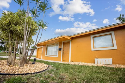 6541 NW 24th St, Sunrise, FL 33313 - MLS#: A11656290
