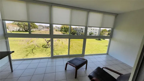 4065 N Lyndhurst N Unit 4065, Deerfield Beach, FL MLS: A11780616