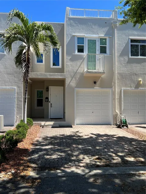 1115 N 17th Ave Unit 2, Hollywood, FL MLS: A11770078