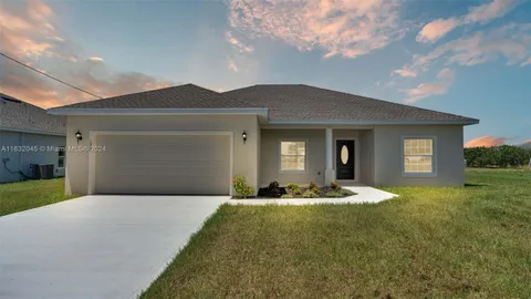 1033 Yates Dr, Avon Park, FL MLS: A11632045