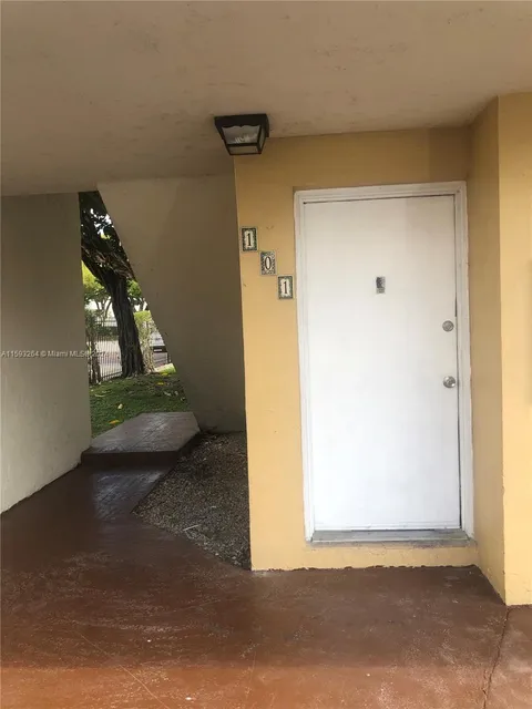 8850 Fontainebleau Blvd Unit 101, Miami, FL 33172 - MLS#: A11593264