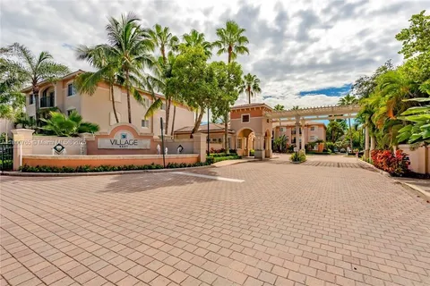 2033 SE 10th Ave Unit 617, Fort Lauderdale, FL MLS: A11800765