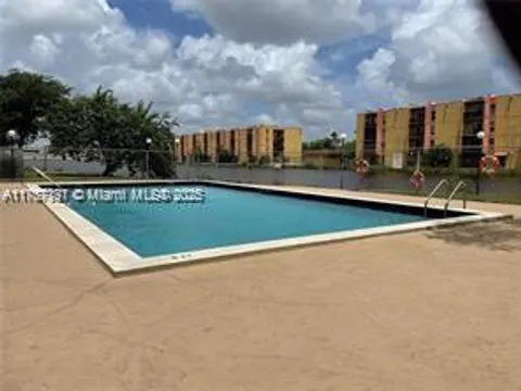 4855 NW 7th St Unit 301-6, Miami, FL MLS: A11767131