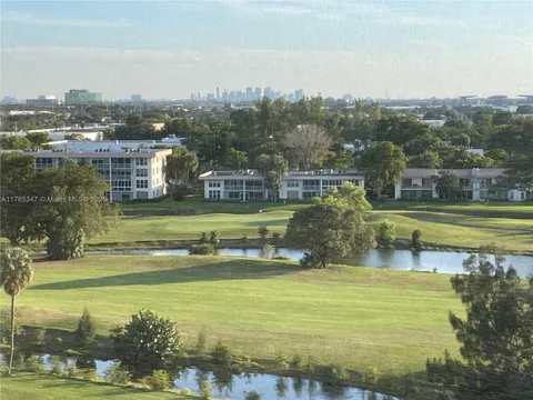 2681 S Course Dr Unit 912, Pompano Beach, FL MLS: A11765347